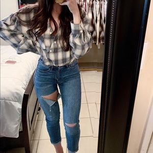 High Waisted Distressed Jeans